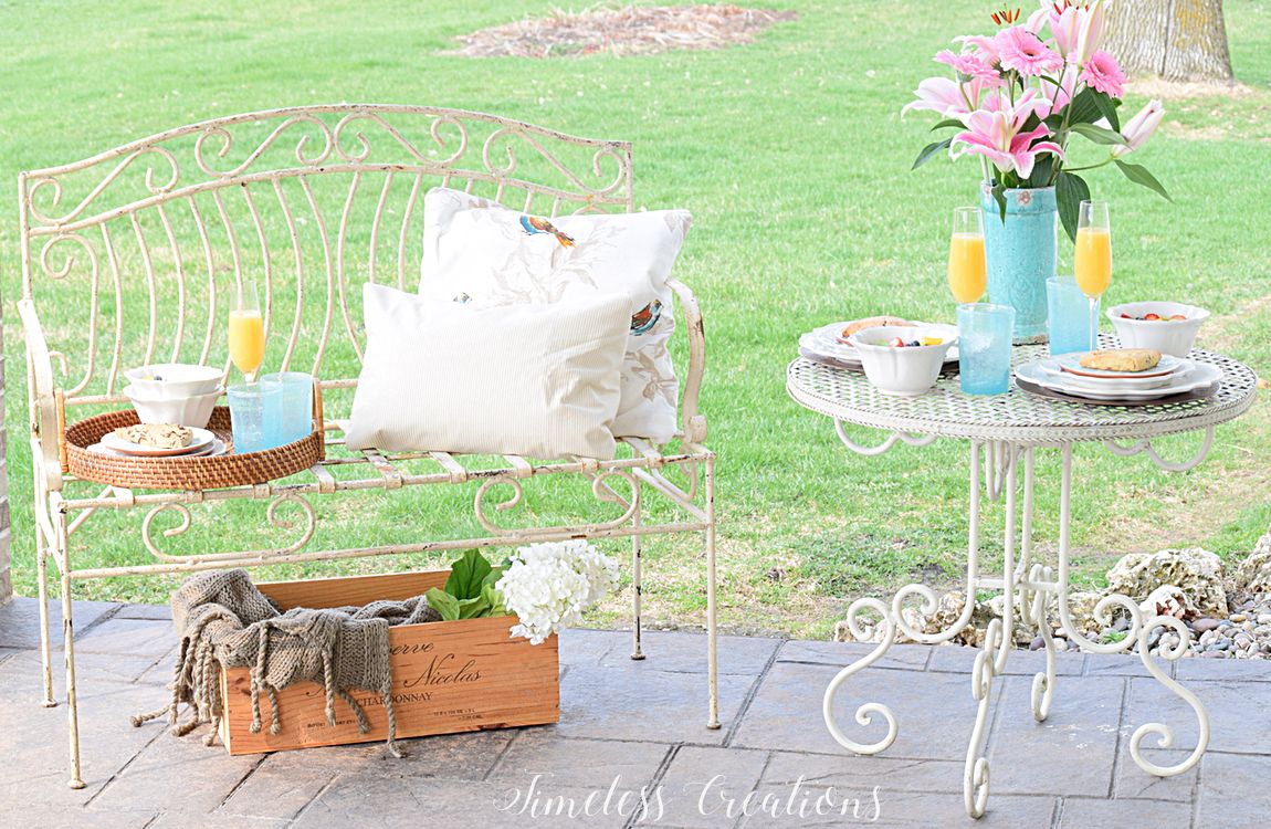 An Al Fresco Tablescape for those warm weather days