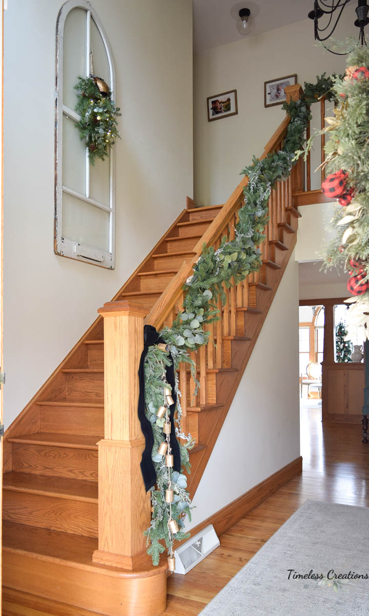 A Christmas Entryway at Kristen's - Timeless Creations