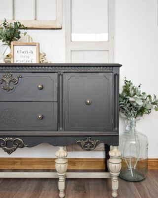 How to Get Farmhouse White Painted Furniture by Just the Woods